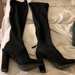 Steve Madden black faux suede thigh high 4in boots size 7